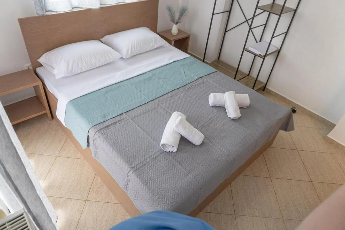 Sissy Apartment By Booking Kottas Nea Kallikrateia Greece